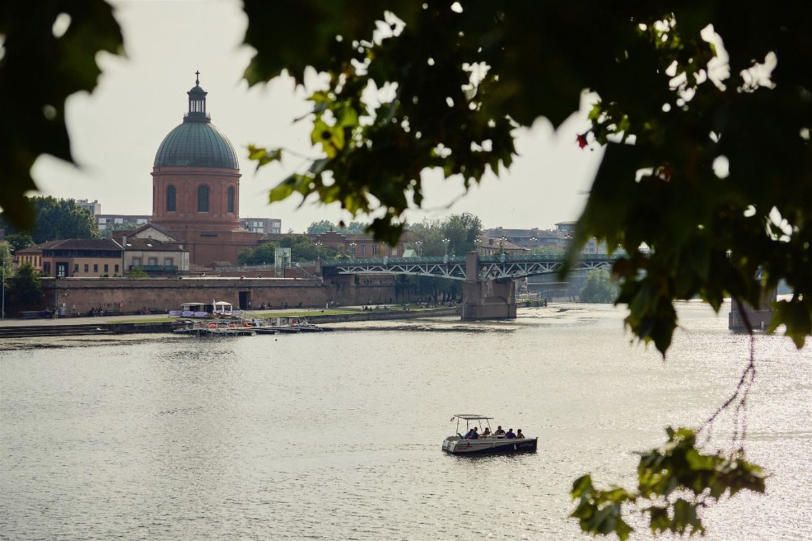 Fluß in Toulouse, Frankreich